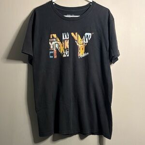 Quiksilver Black New York Graphic Tee Large